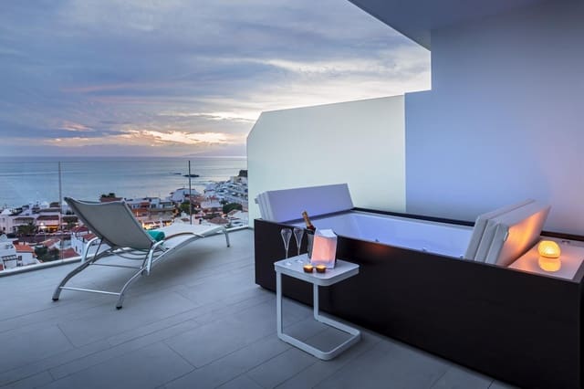 1 soveværelse Lejlighed til salg i La Caleta Adeje, Adeje med swimmingpool garage - € 335.000 (Ref: 9797990)