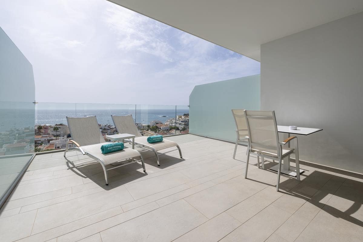 1 bedroom Flat for sale in La Caleta Adeje with pool garage - € 335,000 (Ref: 9797990)