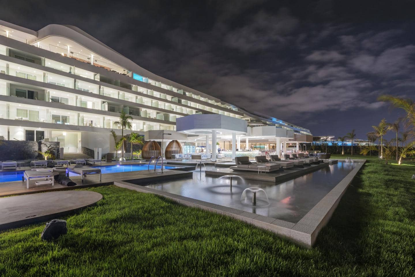 1 bedroom Flat for sale in La Caleta Adeje with pool garage - € 335,000 (Ref: 9797990)