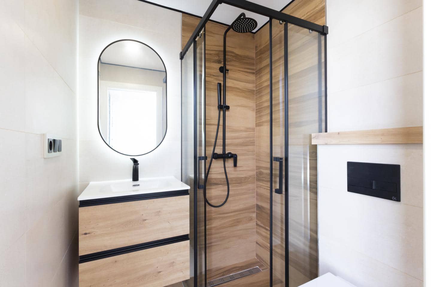 Piso de 2 habitaciones en Santiago del Teide en venta con piscina garaje - 445.000 € (Ref: 9805449)