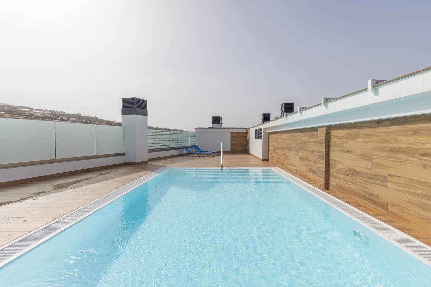 Piso de 2 habitaciones en Santiago del Teide en venta con piscina garaje - 445.000 € (Ref: 9805449)