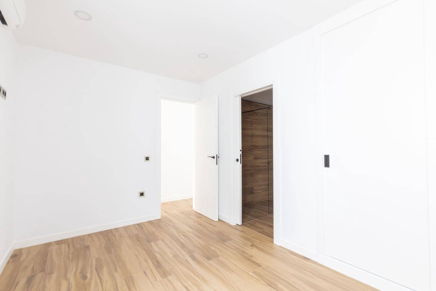 2 sypialnia Mieszkanie na sprzedaż w Santiago del Teide z basenem garażem - 370 000 € (Ref: 9805450)