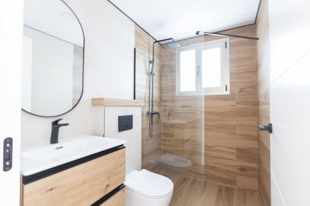 2 sypialnia Mieszkanie na sprzedaż w Puerto Santiago, Santiago del Teide z basenem garażem - 370 000 € (Ref: 9805450)