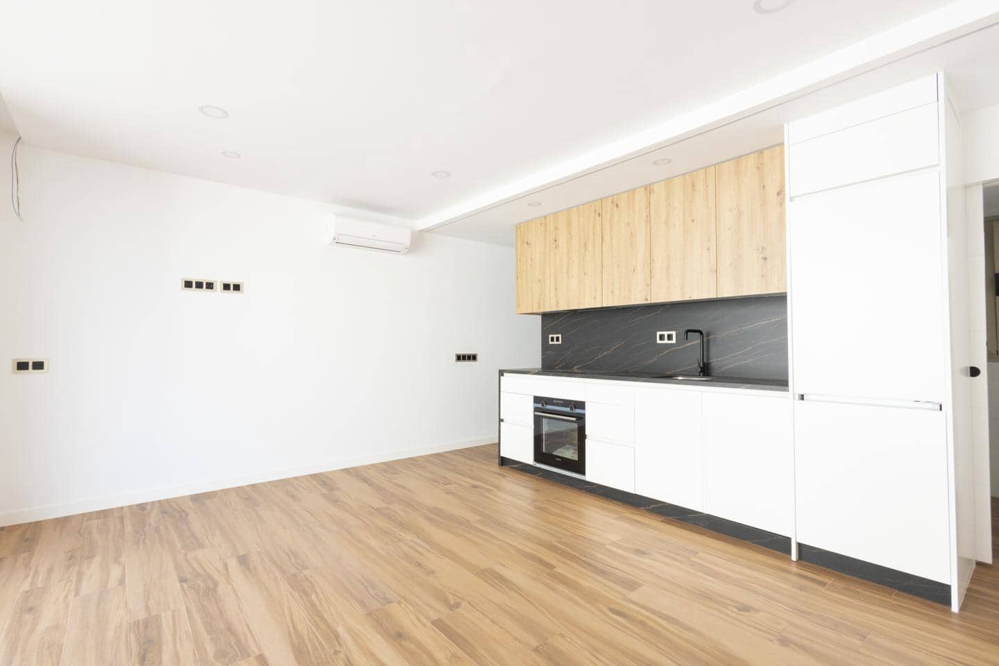 2 sypialnia Mieszkanie na sprzedaż w Santiago del Teide z basenem garażem - 370 000 € (Ref: 9805450)