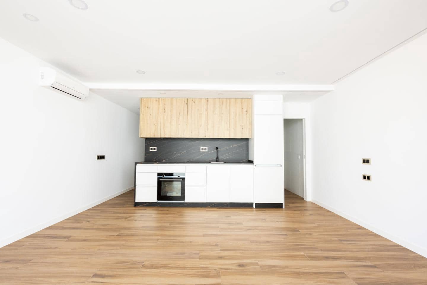 2 sypialnia Mieszkanie na sprzedaż w Santiago del Teide z basenem garażem - 370 000 € (Ref: 9805450)