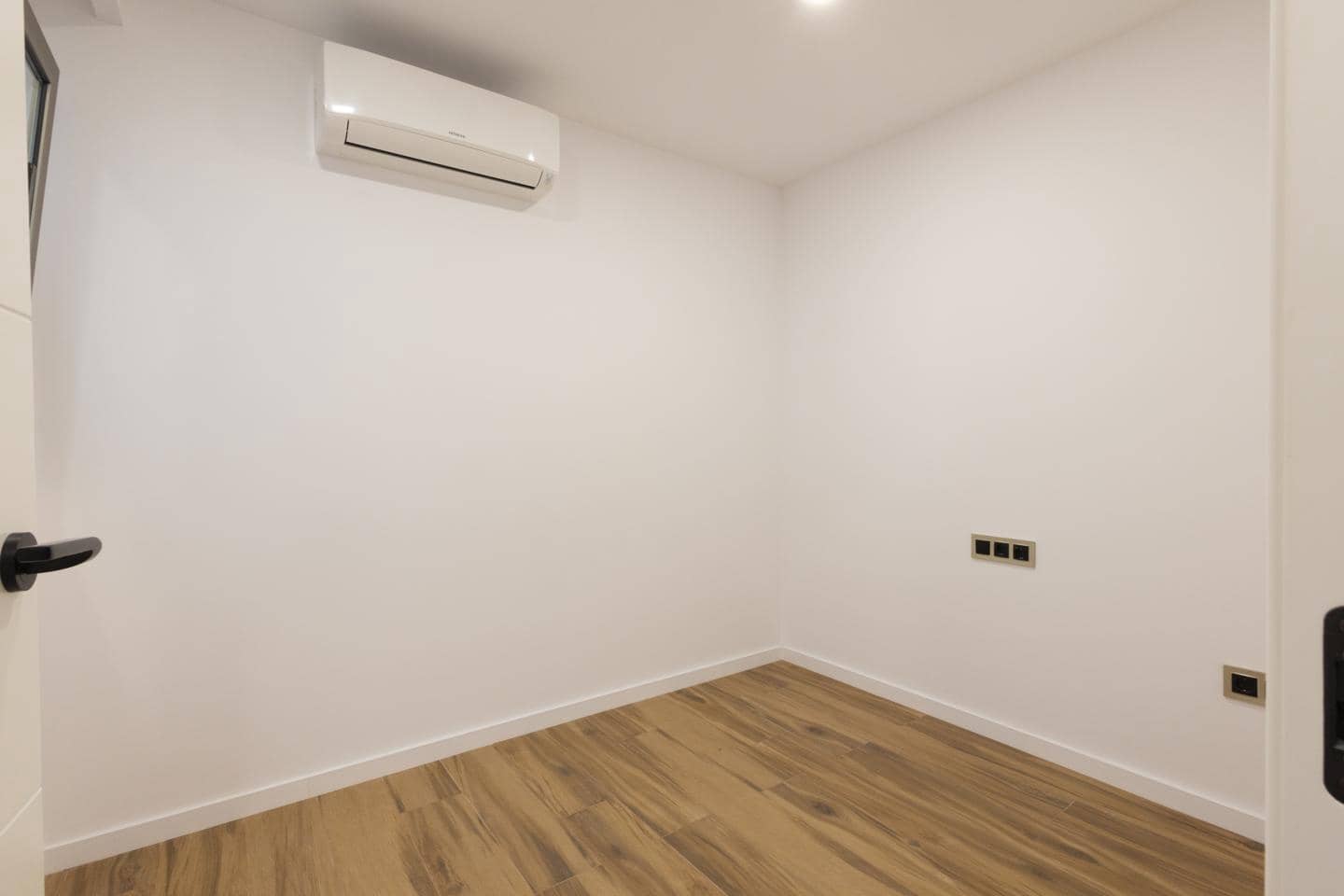 3 soveværelse Lejlighed til salg i Santiago del Teide med swimmingpool garage - € 345.000 (Ref: 9805451)