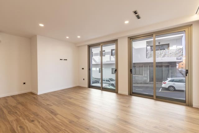 3 soveværelse Lejlighed til salg i Puerto Santiago, Santiago del Teide med swimmingpool garage - € 345.000 (Ref: 9805451)