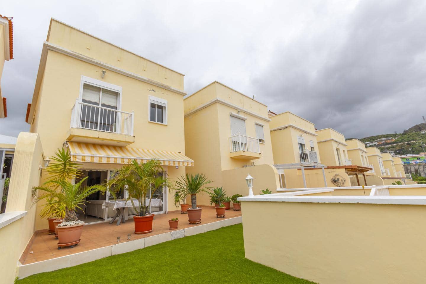 3 chambre Villa/Maison à vendre à Icod de los Vinos avec garage - 238 000 € (Ref: 9805717)