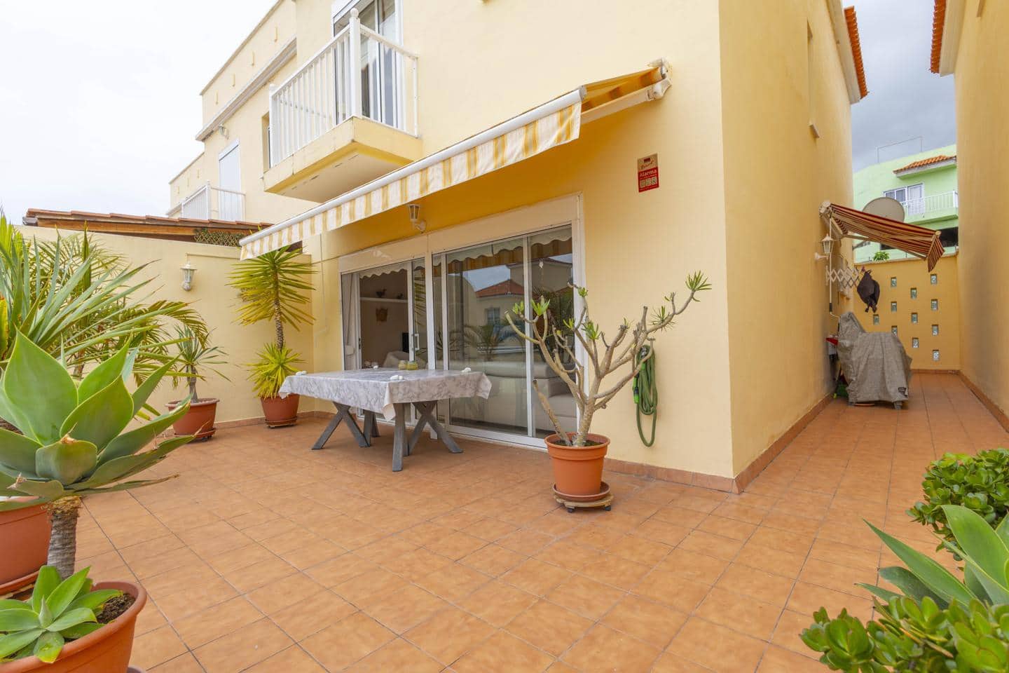 3 chambre Villa/Maison à vendre à Icod de los Vinos avec garage - 238 000 € (Ref: 9805717)