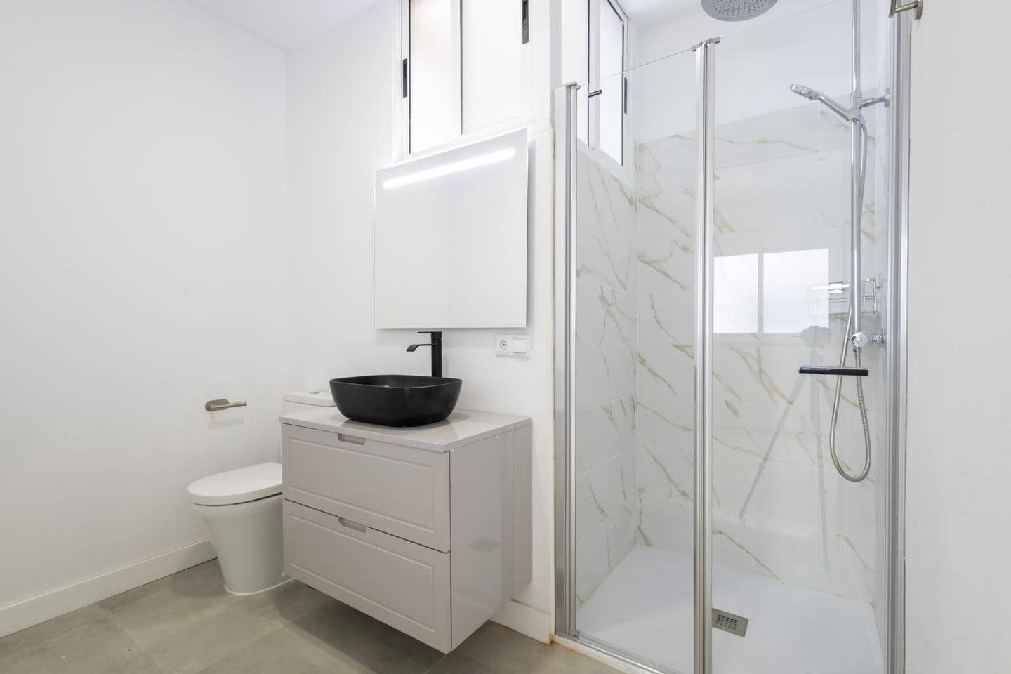 3 soveværelse Lejlighed til leje i Santa Cruz de Tenerife - € 1.300 (Ref: 9816410)