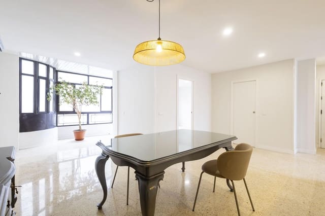 3 soveværelse Lejlighed til leje i Zona Rambla, Santa Cruz de Tenerife - € 1.300 (Ref: 9816410)