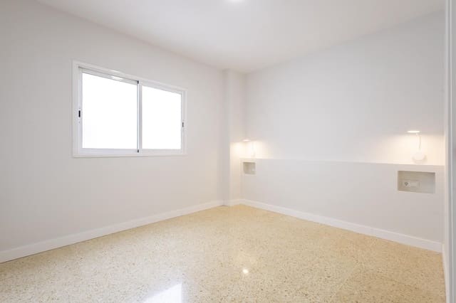 3 soveværelse Lejlighed til leje i Zona Rambla, Santa Cruz de Tenerife - € 1.300 (Ref: 9816410)