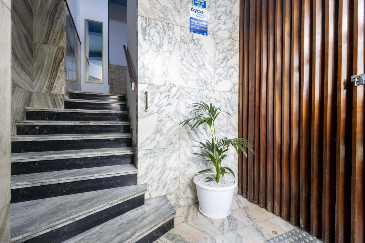 3 soveværelse Lejlighed til leje i Santa Cruz de Tenerife - € 1.300 (Ref: 9816410)