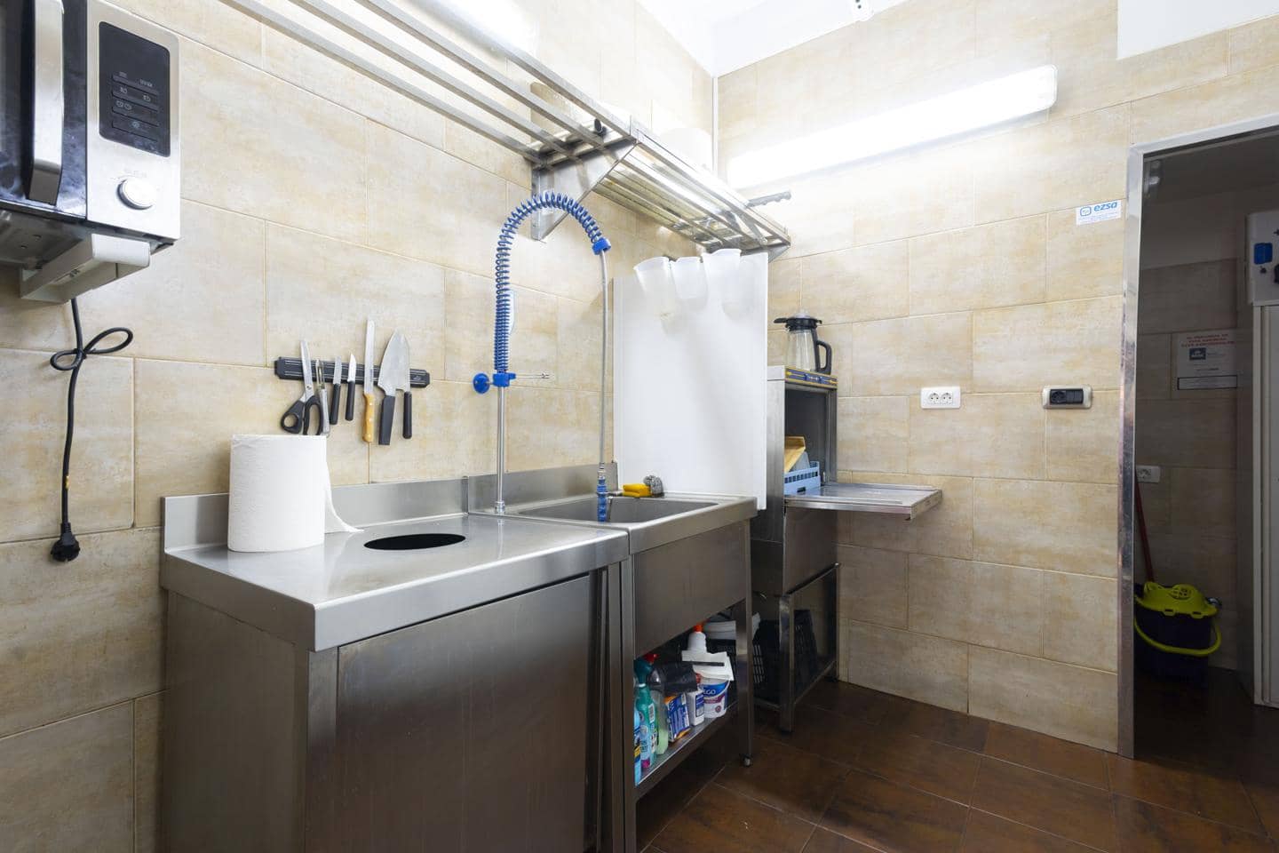 Negocio de 1 habitación en San Cristóbal de La Laguna en alquiler - 1.350 € (Ref: 9816525)