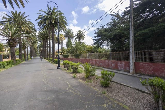 Grunde uden byggetilladelser til salg i San Cristóbal de La Laguna - € 490.000 (Ref: 9819343)