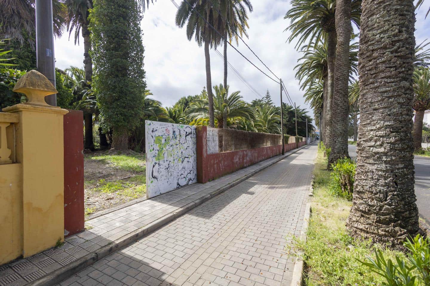 Undeveloped Land for sale in San Cristobal de La Laguna - € 490,000 (Ref: 9819343)