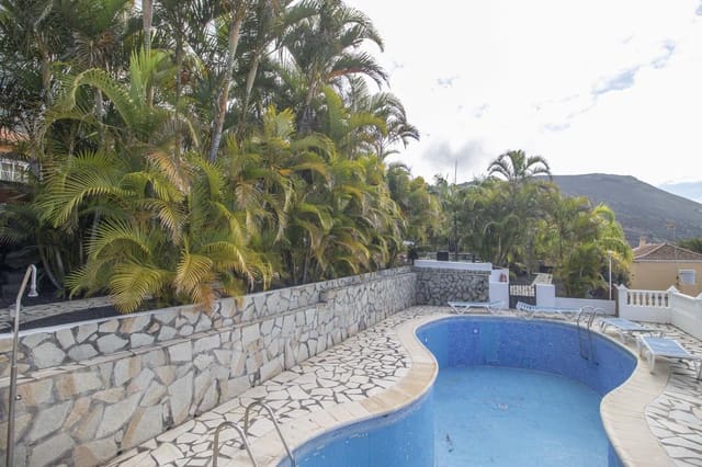 1 bedroom Business for sale in Fuencaliente de la Palma - € 210,000 (Ref: 9819344)