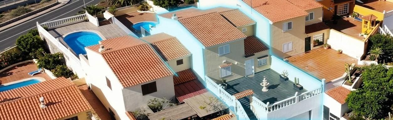 5 bedroom Villa for sale in Radazul with pool garage - € 538,963 (Ref: 9821514)