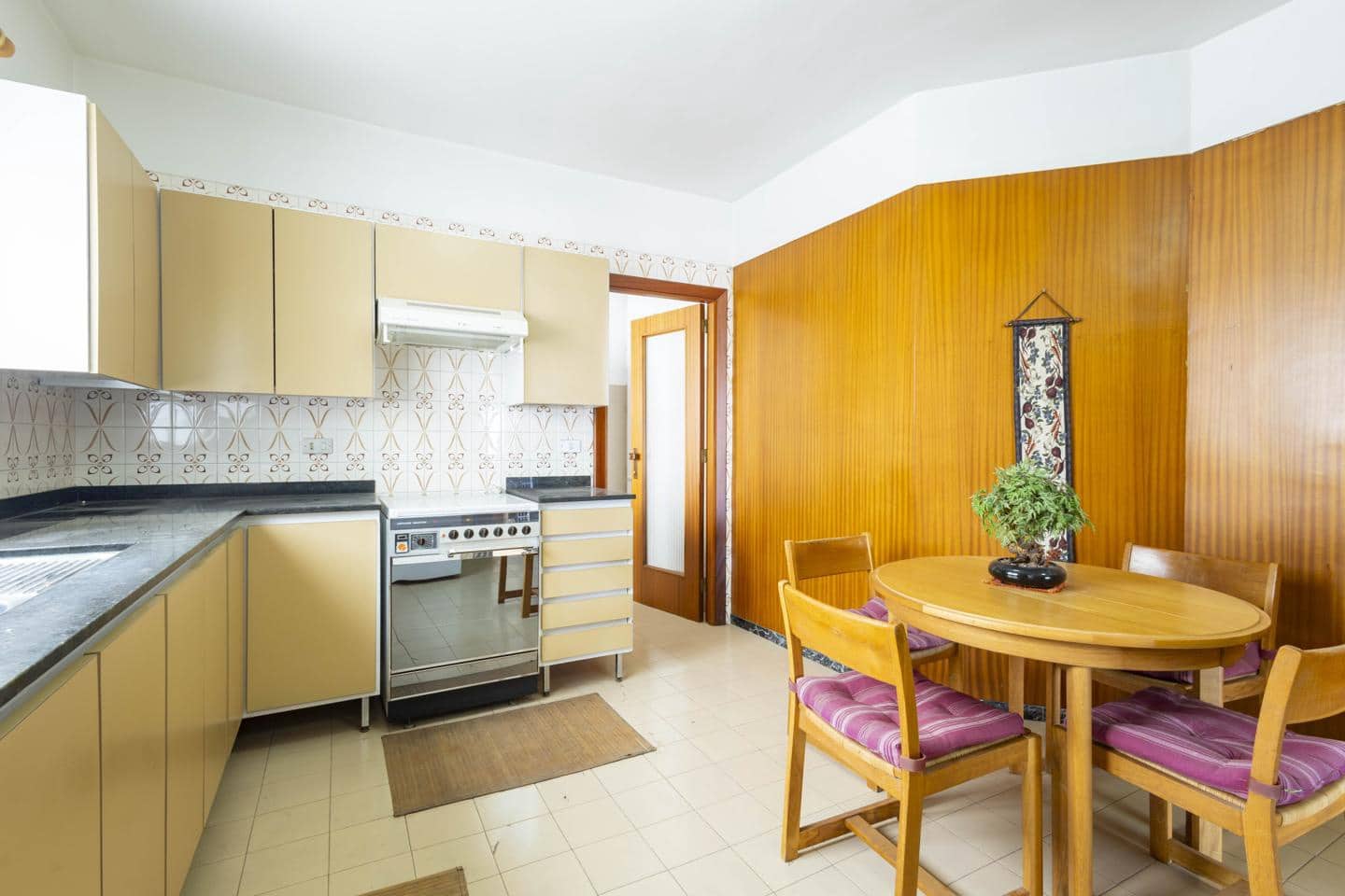 4 bedroom Flat for sale in Santa Cruz de Tenerife with garage - € 545,000 (Ref: 9821594)