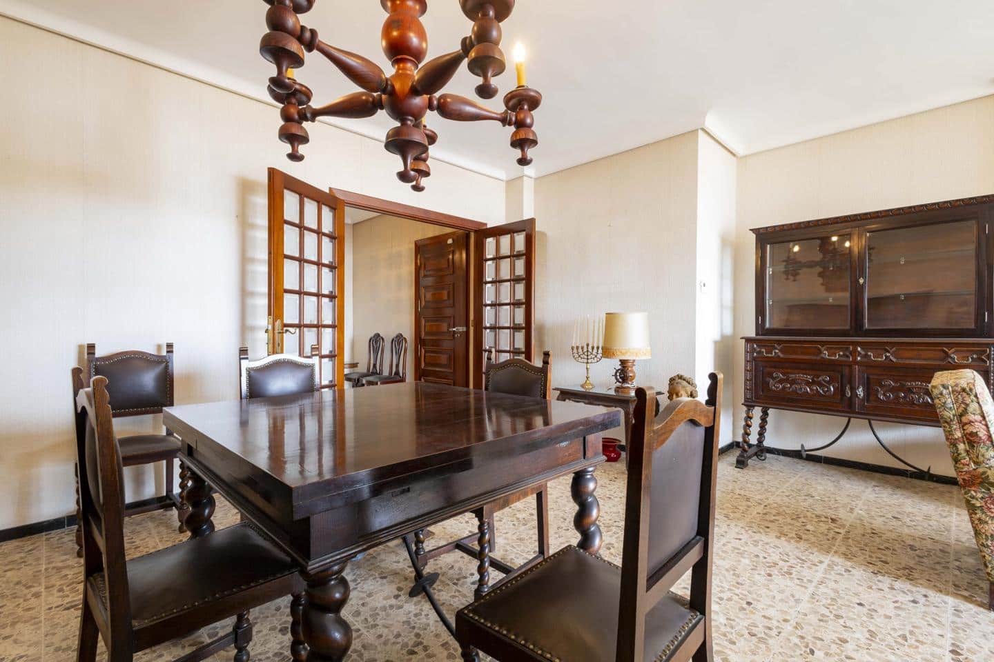 4 bedroom Flat for sale in Santa Cruz de Tenerife with garage - € 545,000 (Ref: 9821594)