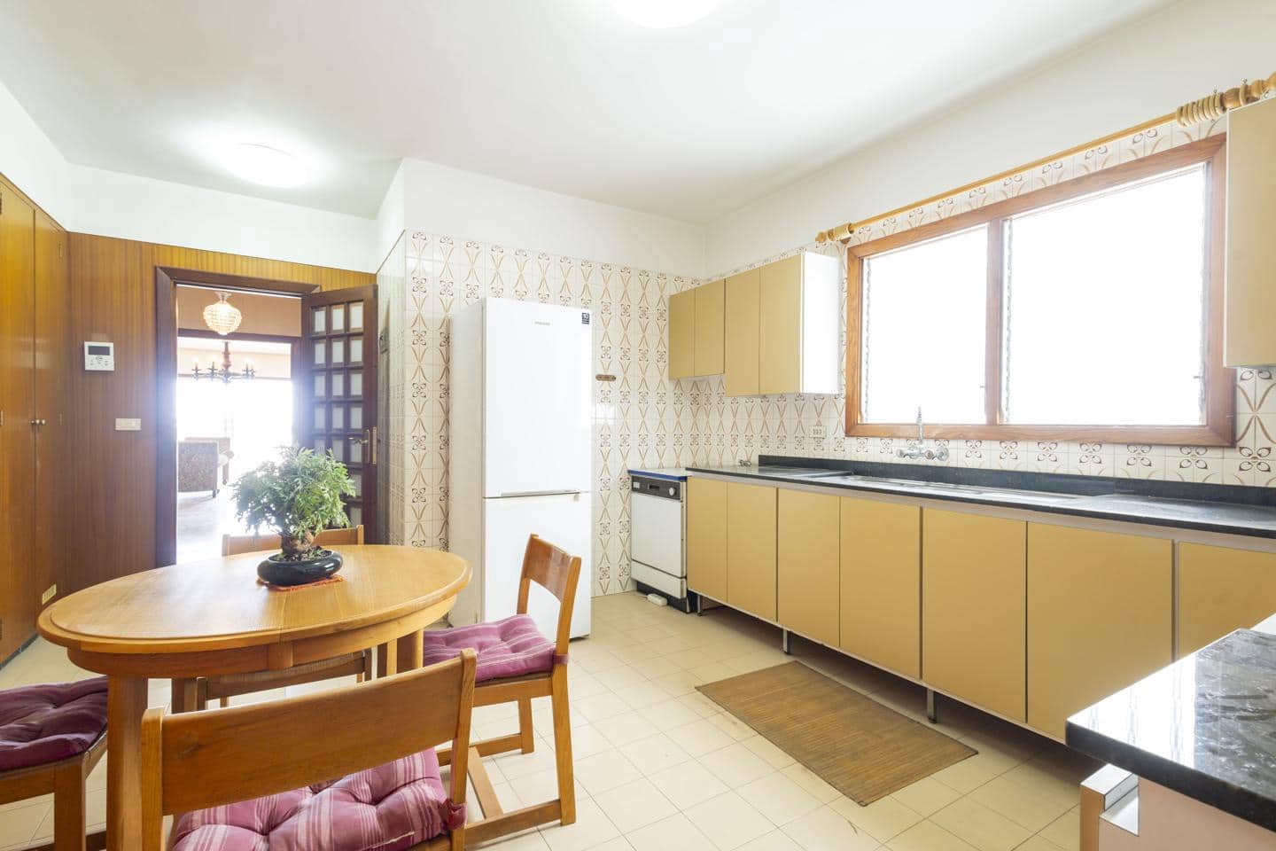 4 bedroom Flat for sale in Santa Cruz de Tenerife with garage - € 545,000 (Ref: 9821594)