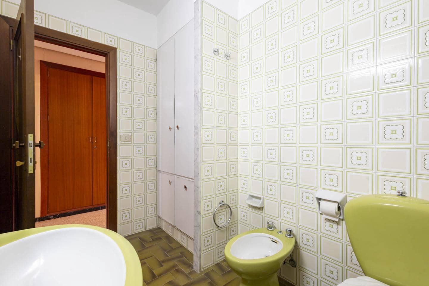 4 bedroom Flat for sale in Santa Cruz de Tenerife with garage - € 545,000 (Ref: 9821594)