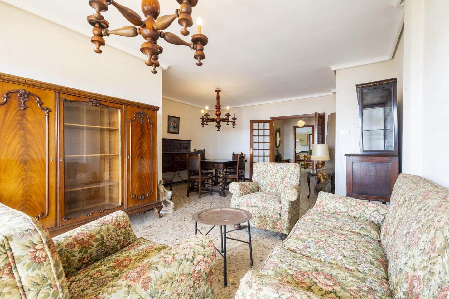 4 bedroom Flat for sale in Santa Cruz de Tenerife with garage - € 545,000 (Ref: 9821594)