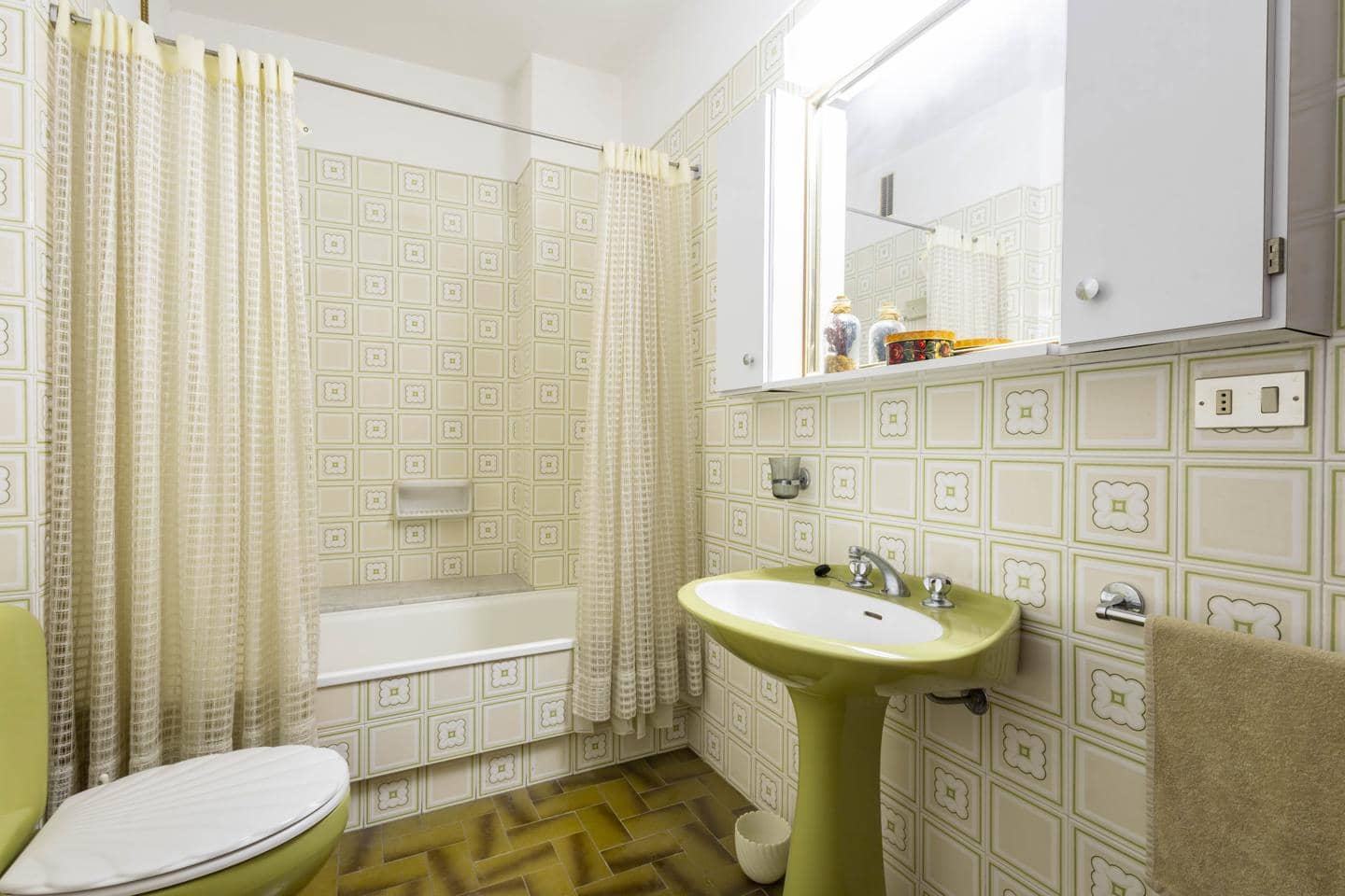 4 bedroom Flat for sale in Santa Cruz de Tenerife with garage - € 545,000 (Ref: 9821594)