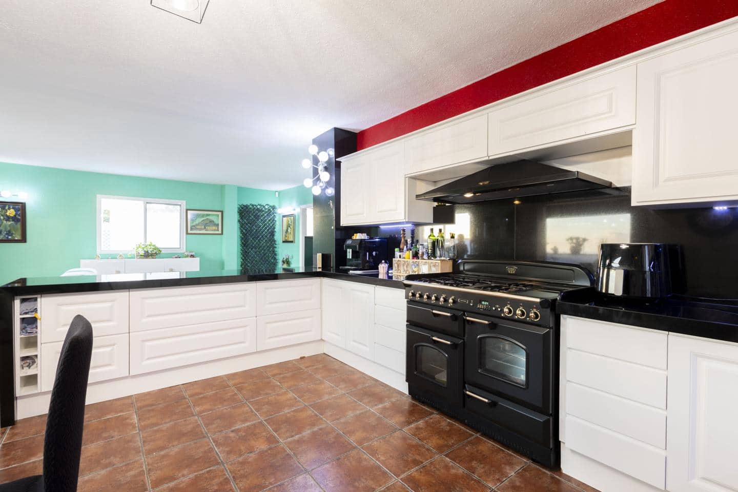 4 Zimmer Villa zu verkaufen in Arona mit Pool - 490.000 € (Ref: 9844572)