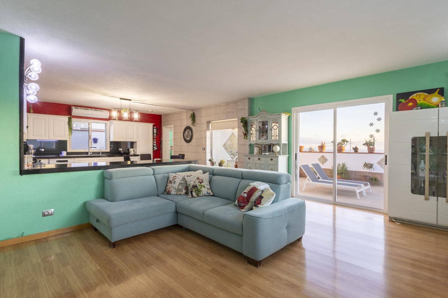 4 Zimmer Villa zu verkaufen in Arona mit Pool - 490.000 € (Ref: 9844572)