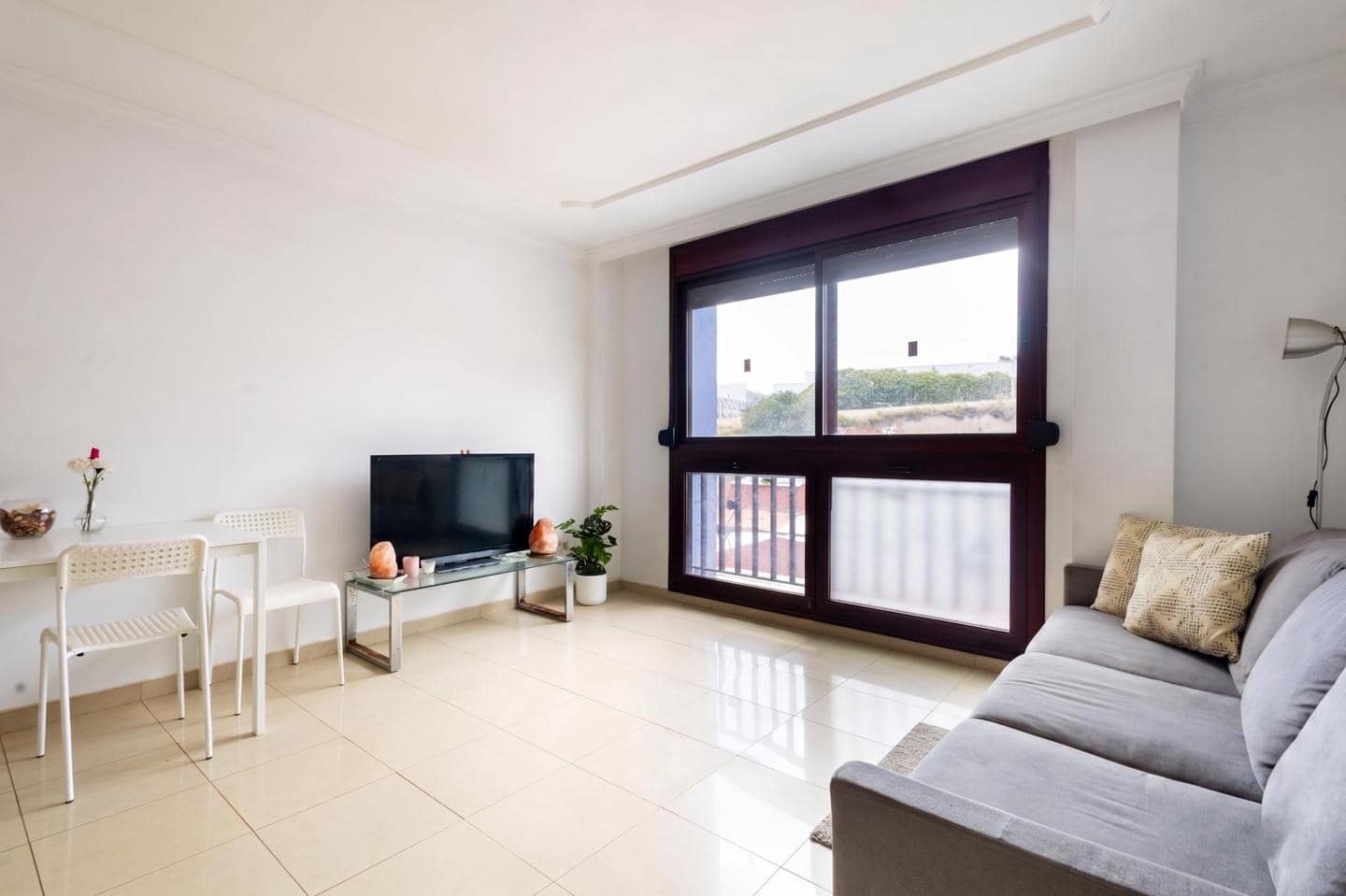 2 bedroom Flat for sale in Santa Cruz de Tenerife - € 218,500 (Ref: 9847687)