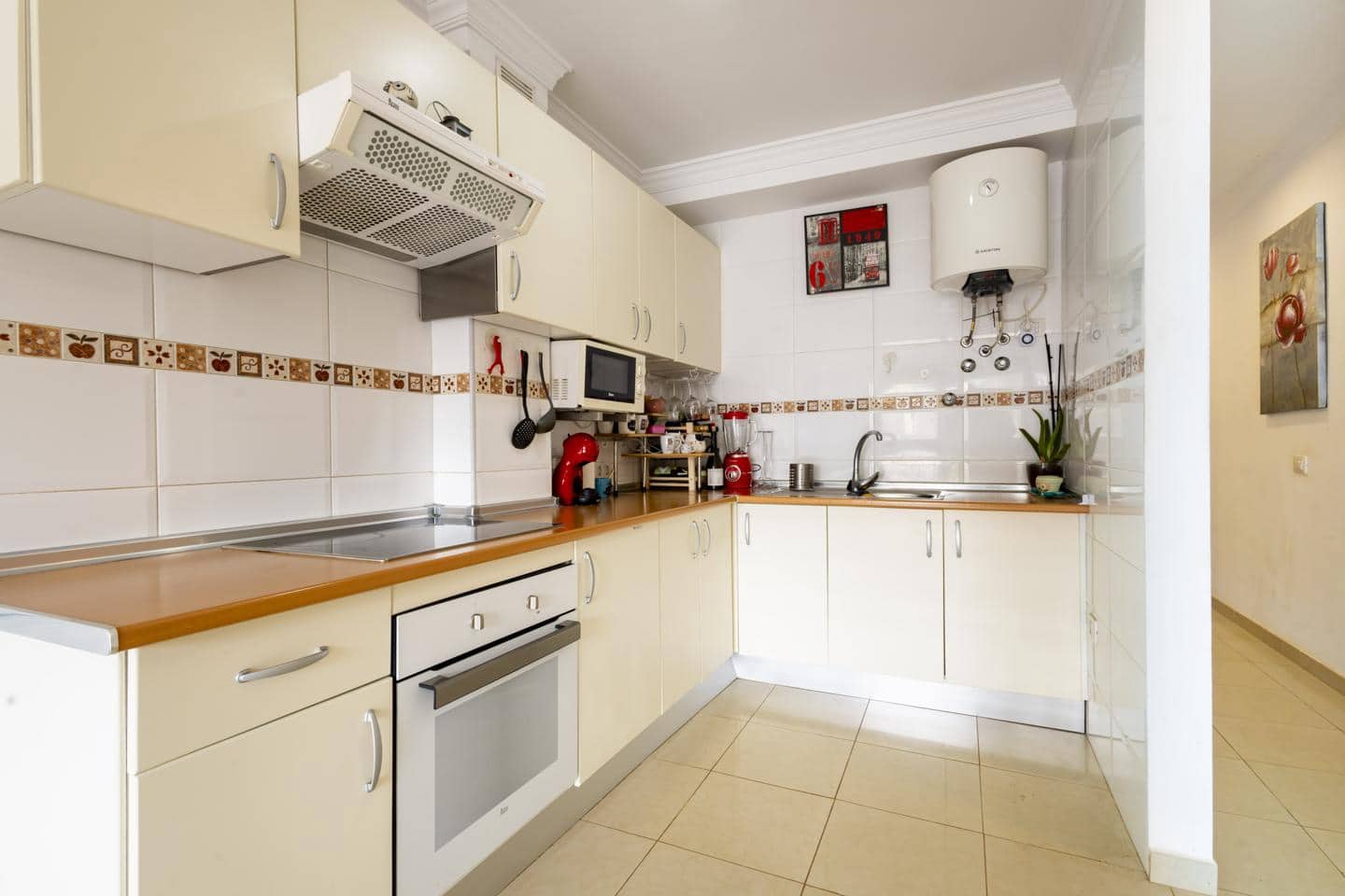 2 bedroom Flat for sale in Santa Cruz de Tenerife - € 218,500 (Ref: 9847687)