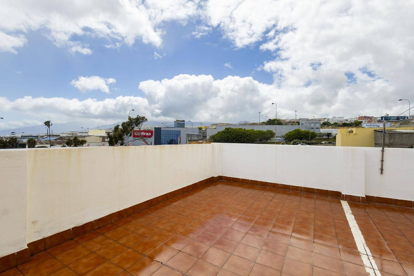 2 bedroom Flat for sale in Santa Cruz de Tenerife - € 218,500 (Ref: 9847687)