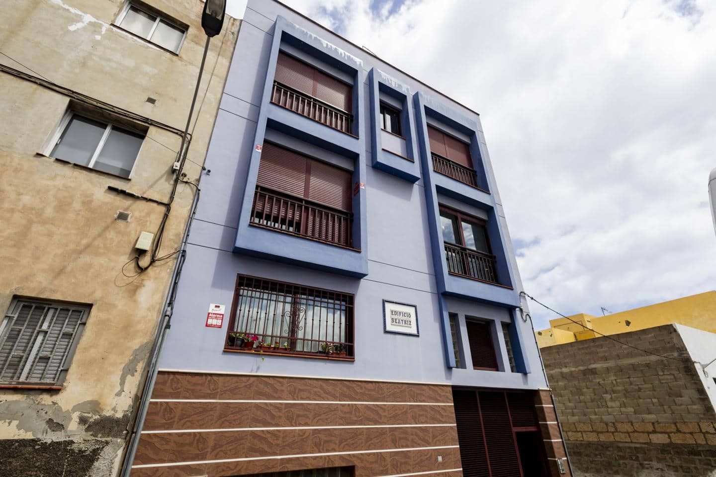 2 bedroom Flat for sale in Santa Cruz de Tenerife - € 218,500 (Ref: 9847687)