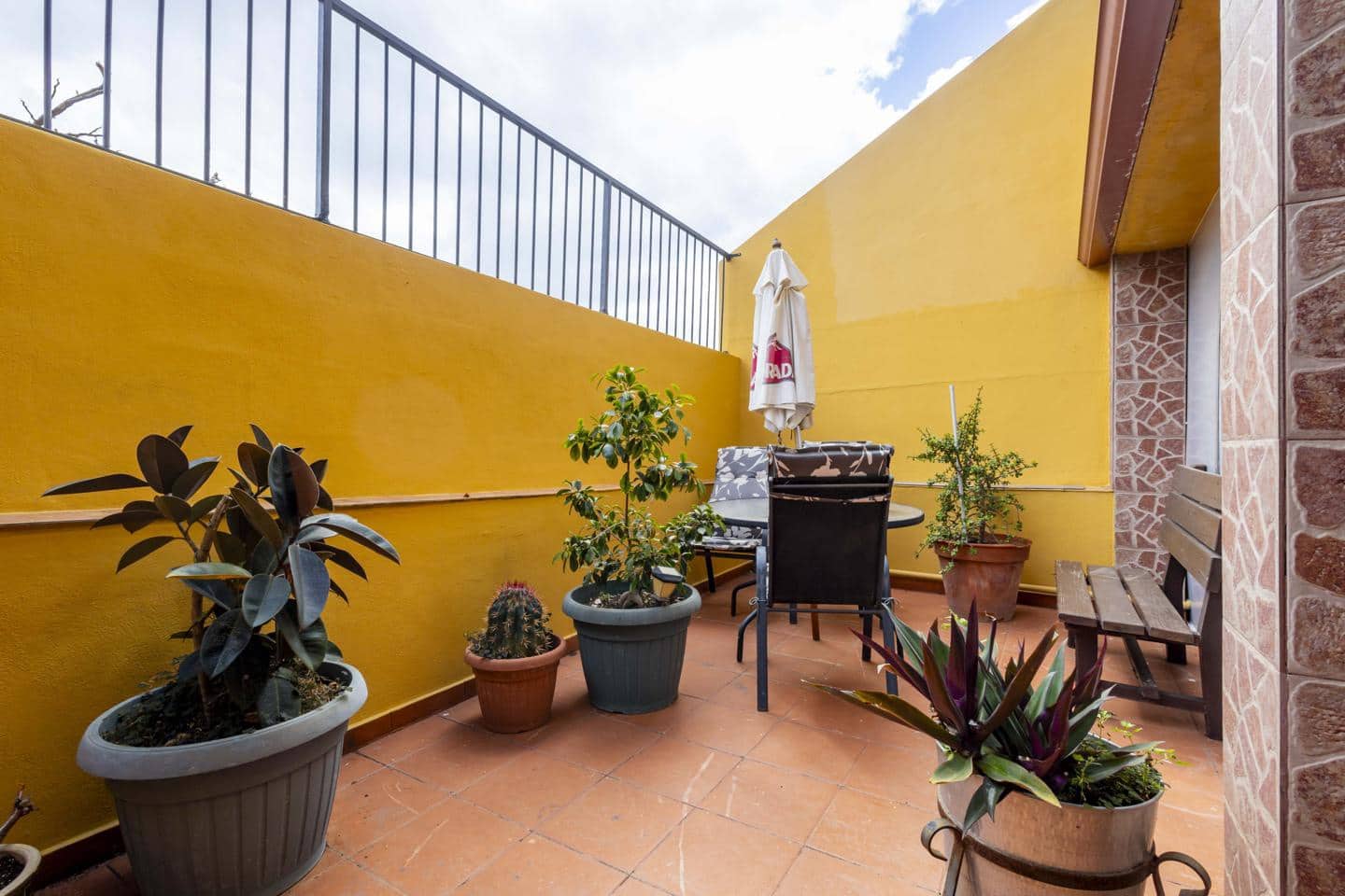 4 sypialnia Willa na sprzedaż w Santa Cruz de Tenerife z basenem - 439 000 € (Ref: 9847864)