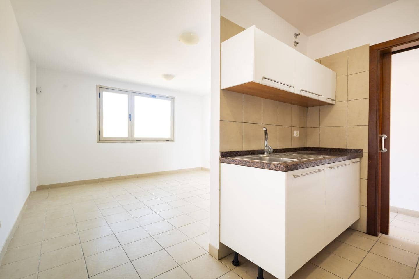 3 quarto Apartamento para venda em San Isidro de Abona com garagem - 215 000 € (Ref: 9852137)
