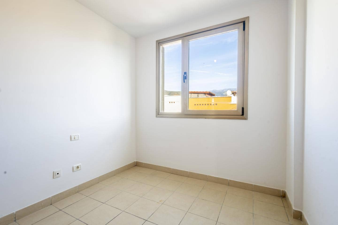3 quarto Apartamento para venda em San Isidro de Abona com garagem - 215 000 € (Ref: 9852137)
