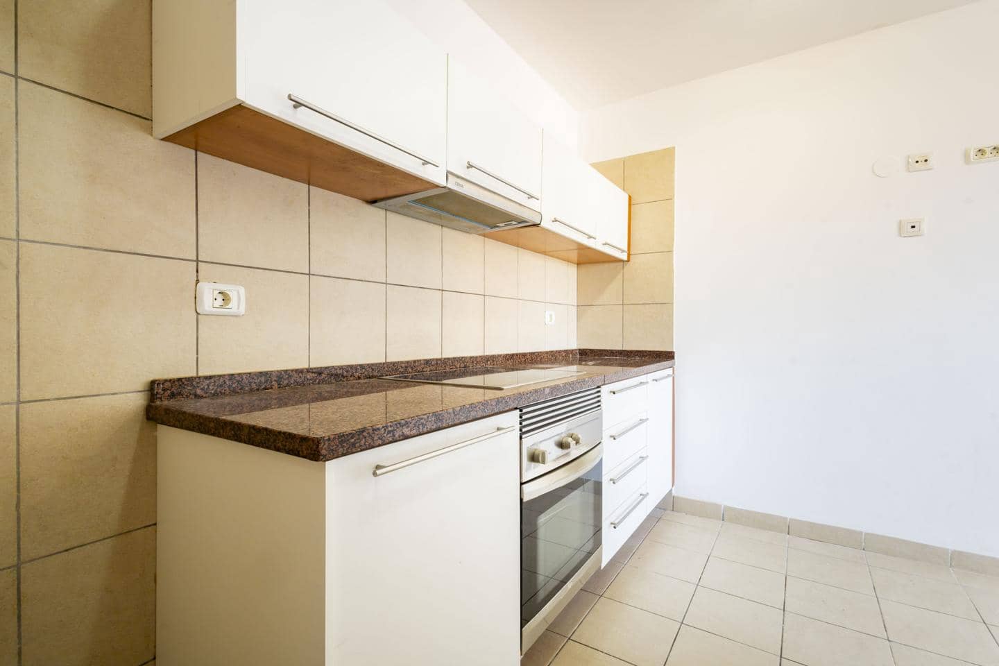 3 quarto Apartamento para venda em San Isidro de Abona com garagem - 215 000 € (Ref: 9852137)