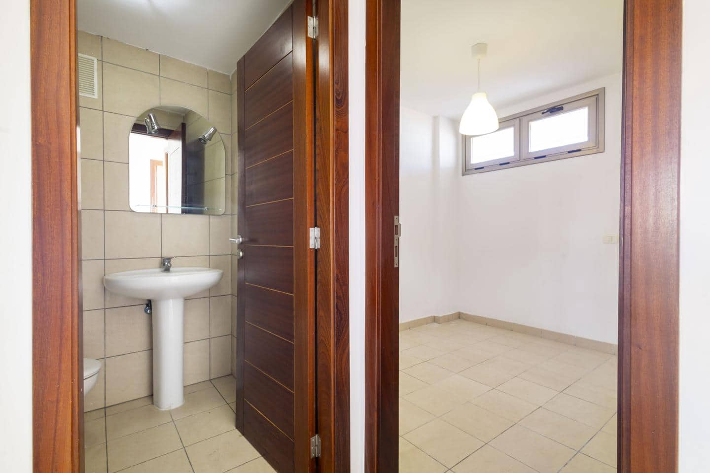 3 quarto Apartamento para venda em San Isidro de Abona com garagem - 215 000 € (Ref: 9852137)