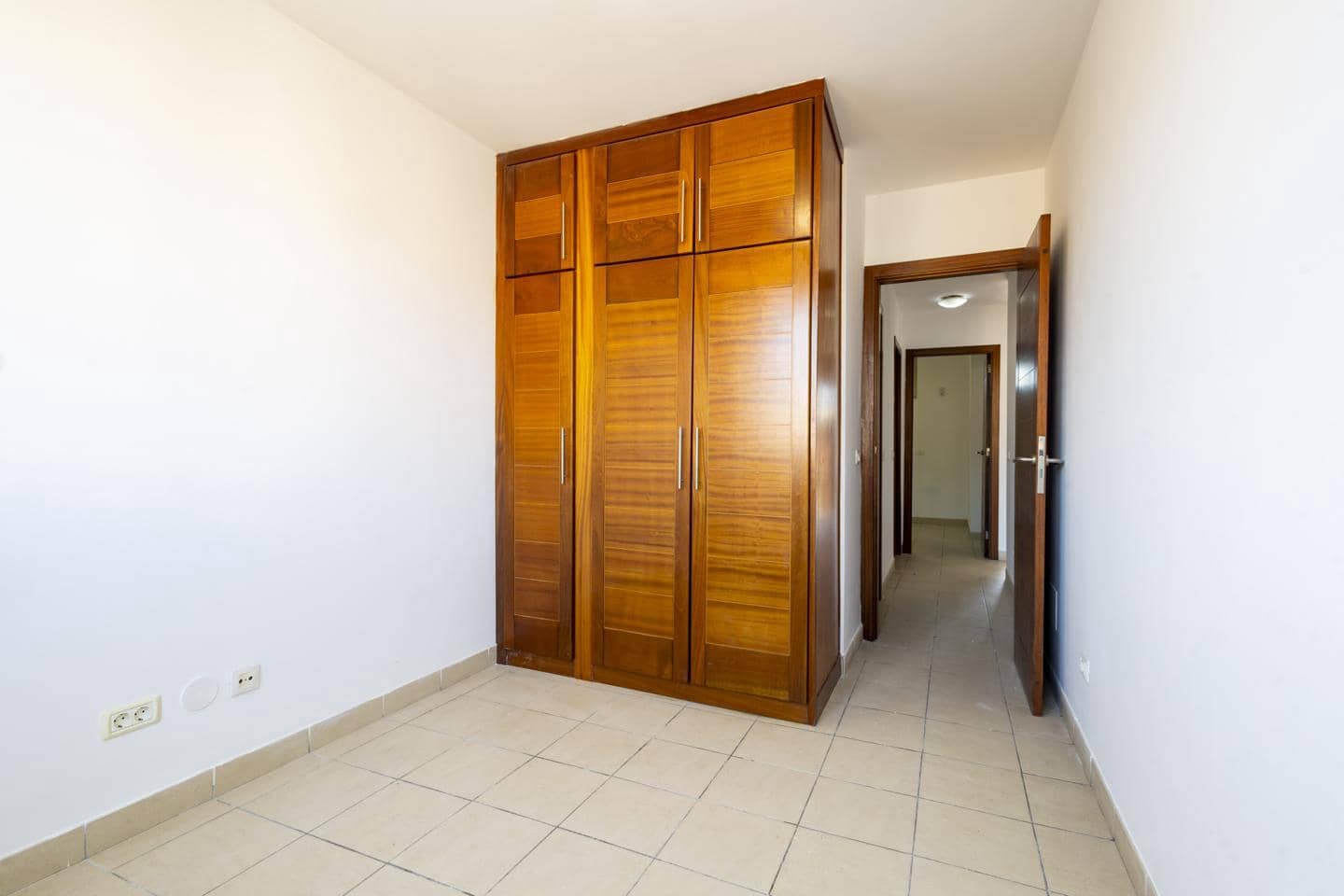 3 quarto Apartamento para venda em San Isidro de Abona com garagem - 215 000 € (Ref: 9852137)