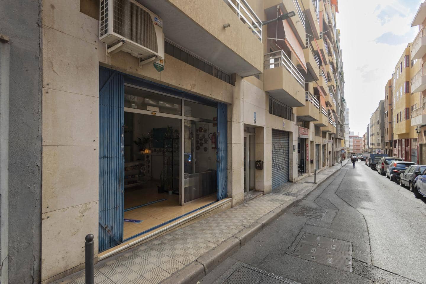 1 sypialnia Biznes na sprzedaż w Santa Cruz de Tenerife - 140 000 € (Ref: 9854446)