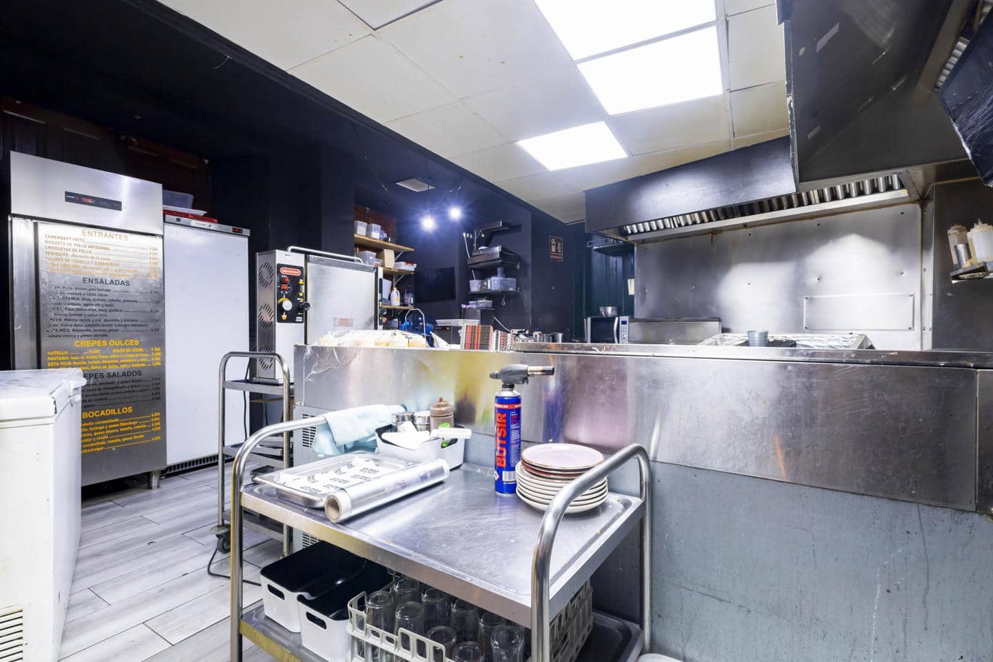 1 soveværelse Virksomhed til leje i San Cristobal de La Laguna - € 2.500 (Ref: 9858880)