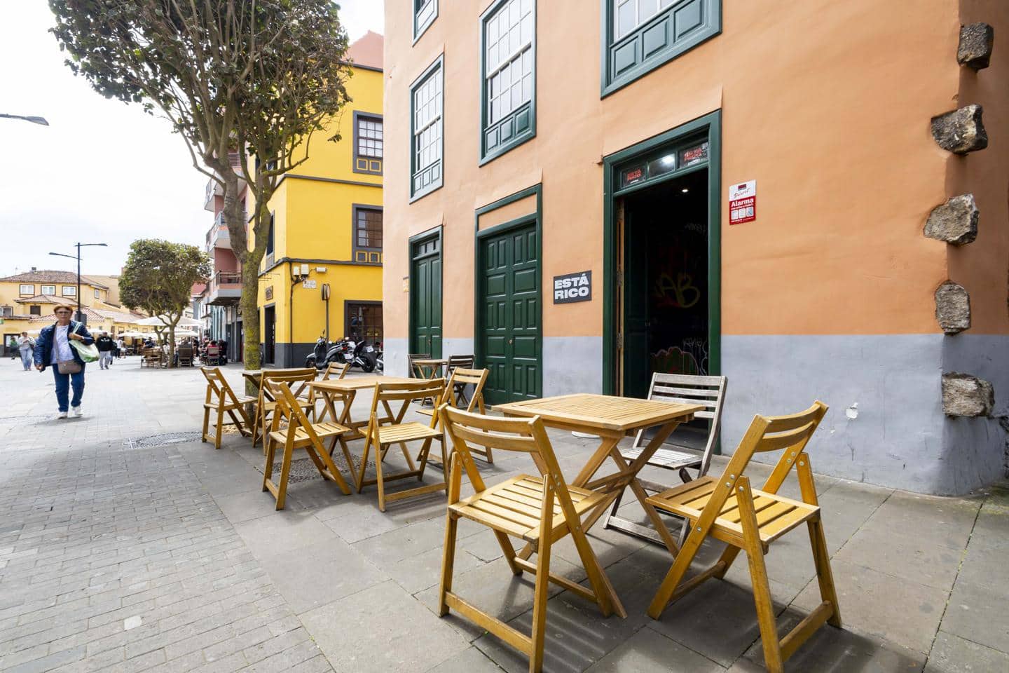 1 soveværelse Virksomhed til leje i San Cristobal de La Laguna - € 2.500 (Ref: 9858880)