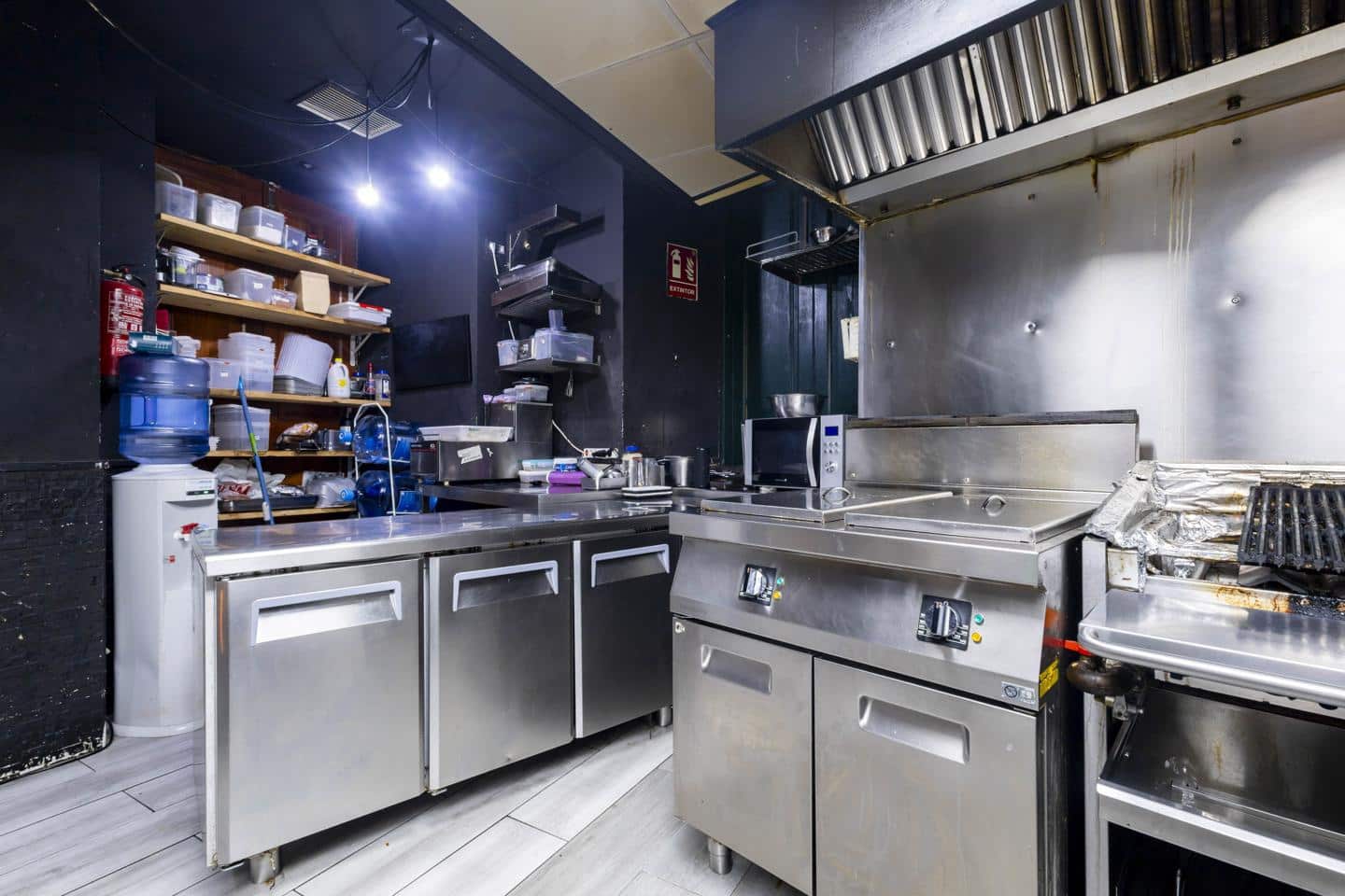 1 soveværelse Virksomhed til leje i San Cristobal de La Laguna - € 2.500 (Ref: 9858880)