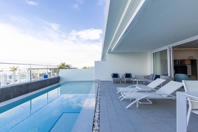 2 chambre Appartement à vendre à La Caleta Adeje, Adeje avec piscine garage - 1 535 000 € (Ref: 9860680)