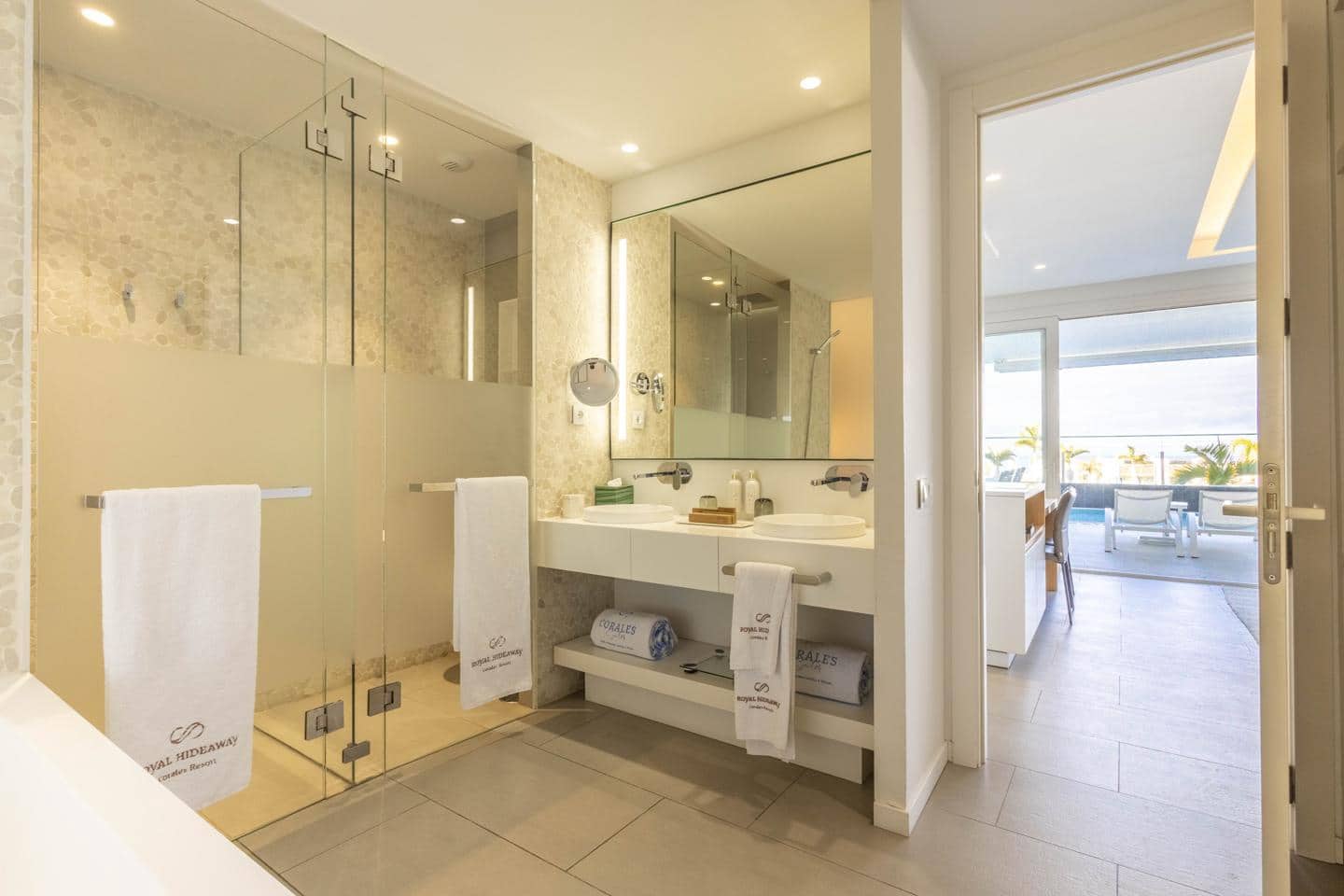 2 chambre Appartement à vendre à La Caleta Adeje avec piscine garage - 1 535 000 € (Ref: 9860680)