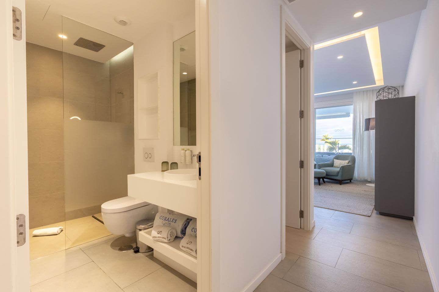 2 chambre Appartement à vendre à La Caleta Adeje avec piscine garage - 1 535 000 € (Ref: 9860680)