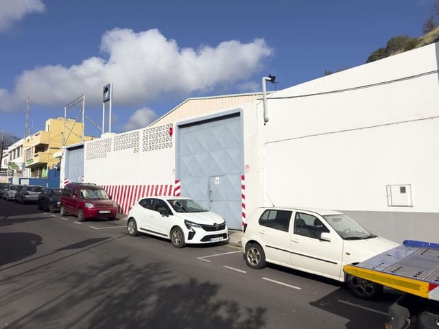 1 makuuhuone Kaupallinen myytävänä paikassa Puerto de la Cruz - 650 000 € (Ref: 9867361)