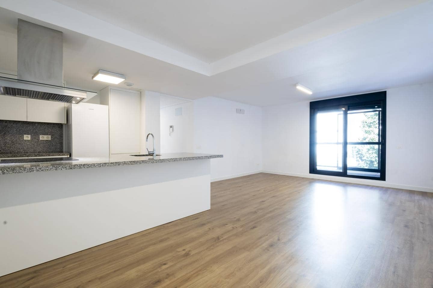 3 bedroom Flat for sale in Santa Cruz de Tenerife with garage - € 305,000 (Ref: 9867362)