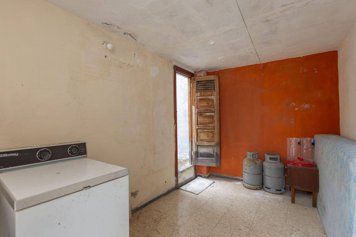 4 bedroom Villa for sale in Puerto de la Cruz - € 250,000 (Ref: 9867941)